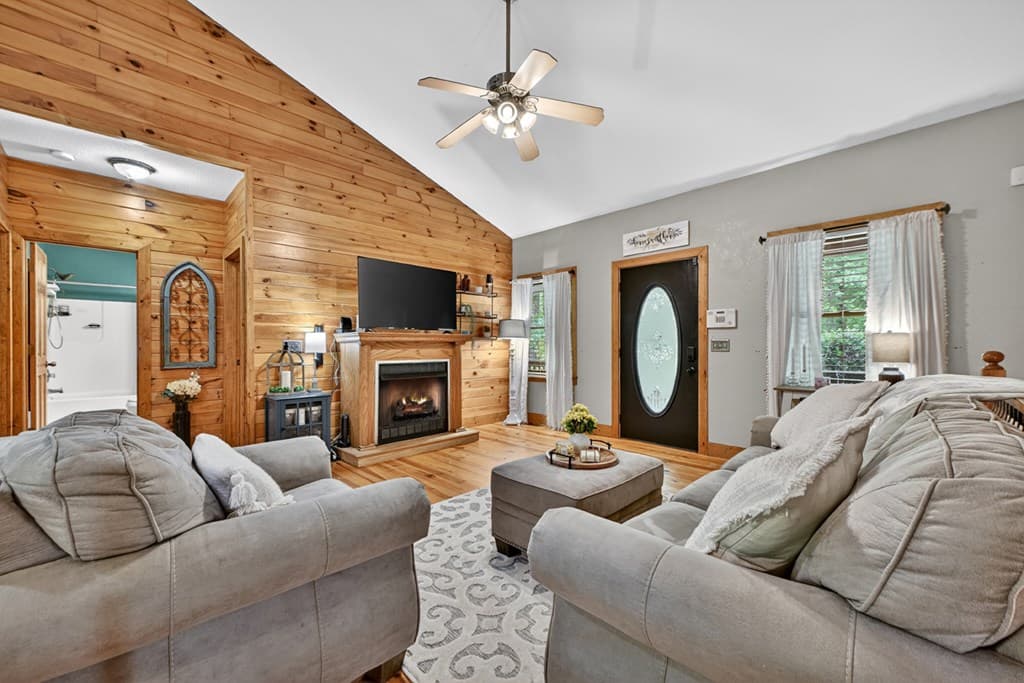 161 Foxhound Court, Ellijay GA 30540 - Photo