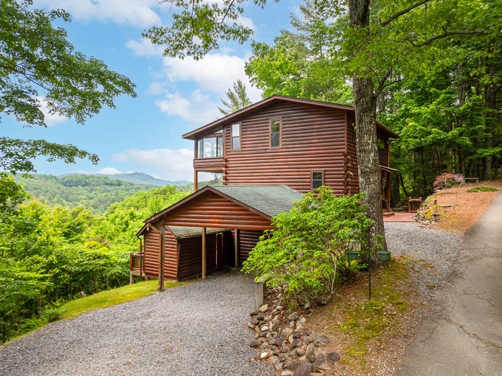 237 Dupont Drive, Blue Ridge GA 30513 - Photo