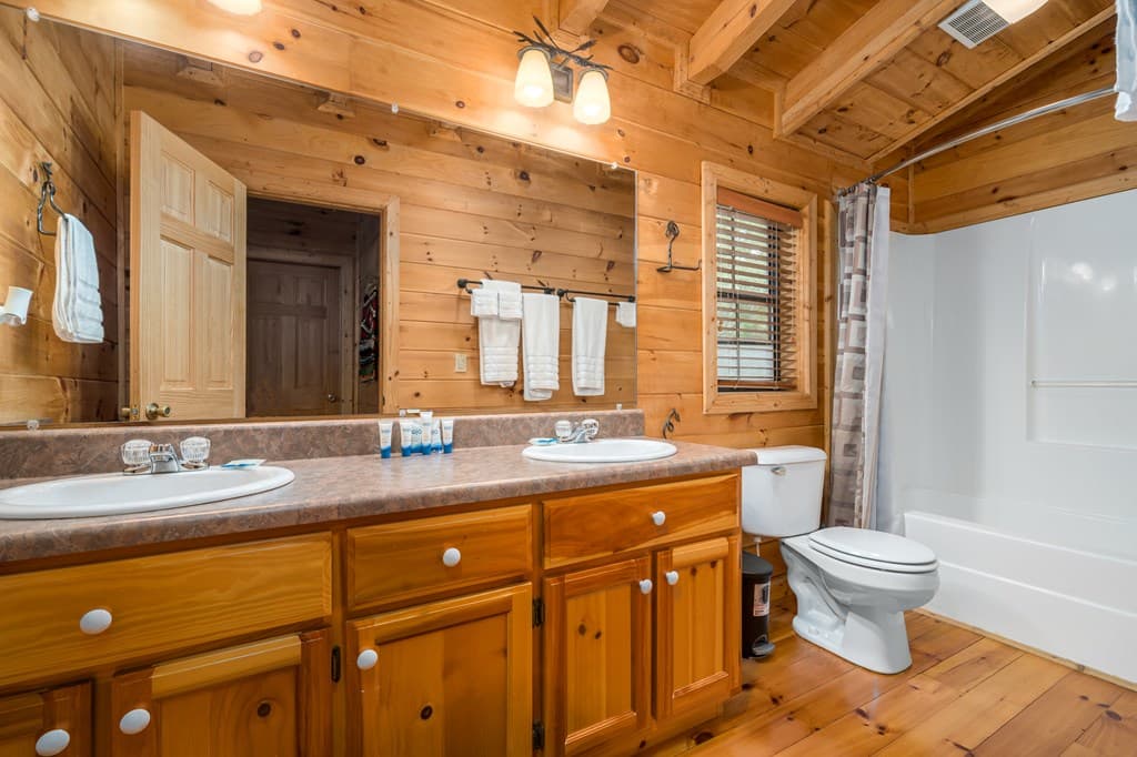 237 Dupont Drive, Blue Ridge GA 30513 - Photo
