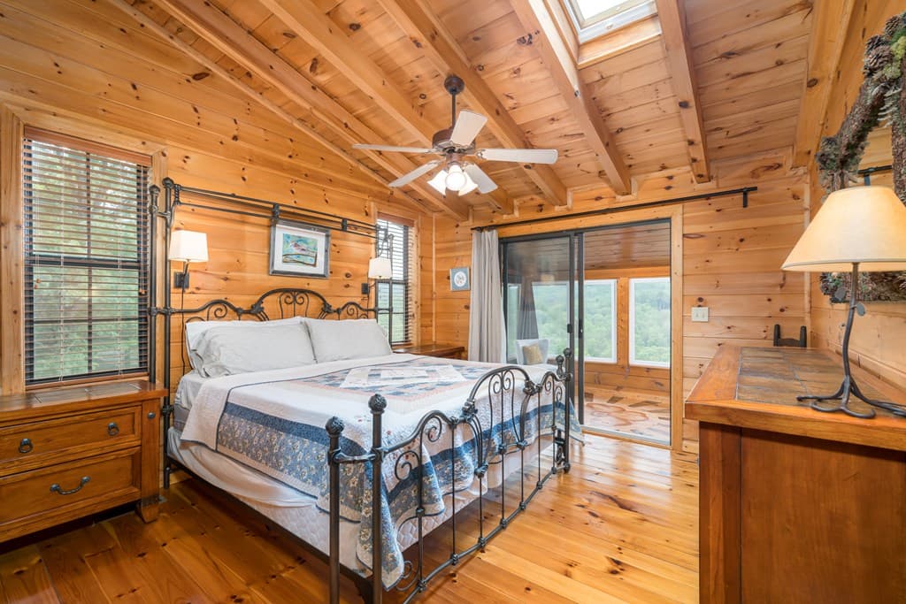 237 Dupont Drive, Blue Ridge GA 30513 - Photo
