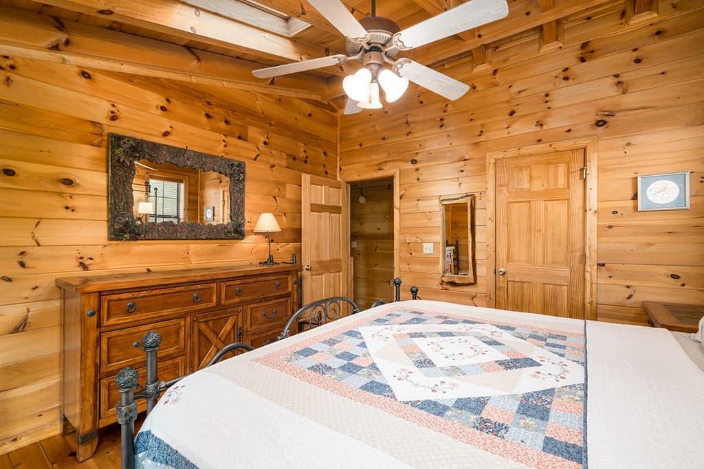 237 Dupont Drive, Blue Ridge GA 30513 - Photo