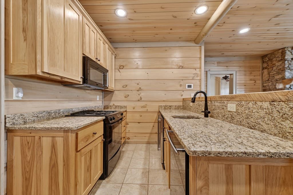 671 Adra Road, Morganton GA 30560 - Photo