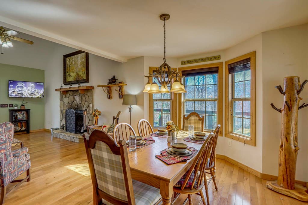 565 Ross Ridge Road, Blairsville GA 30512 - Photo