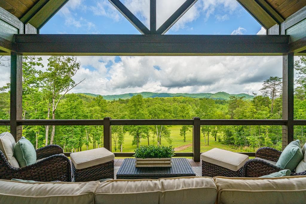 5664 Mobile Road, Blue Ridge GA 30513 - Photo
