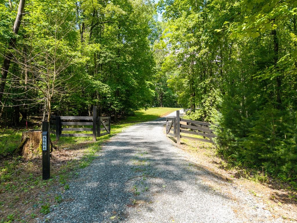 5664 Mobile Road, Blue Ridge GA 30513 - Photo