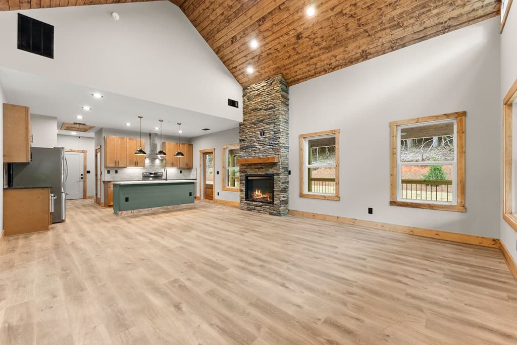 286 Frances Drive, Ellijay GA 30536 - Photo