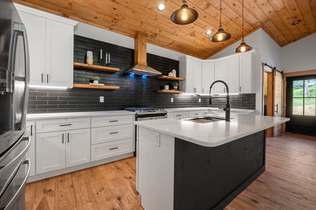 168 Ewing Street, Blue Ridge GA 30513 - Photo