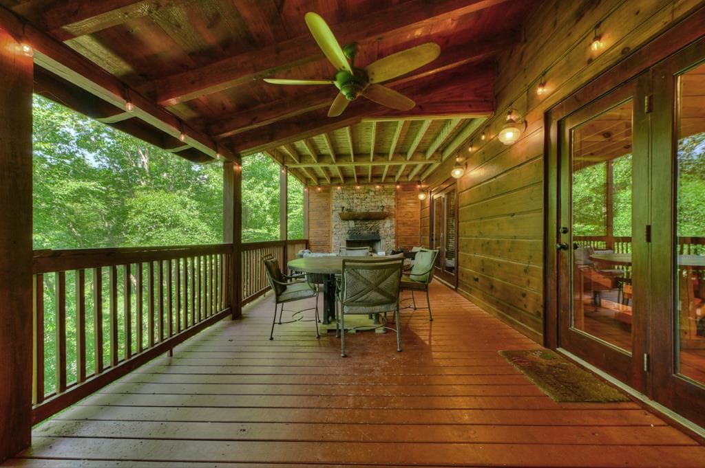 92 Fish Trap Road, Blue Ridge GA 30513 - Photo