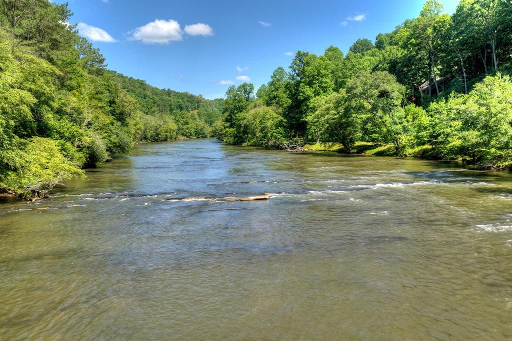 92 Fish Trap Road, Blue Ridge GA 30513 - Photo