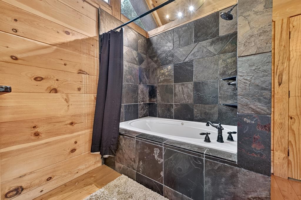92 Fish Trap Road, Blue Ridge GA 30513 - Photo