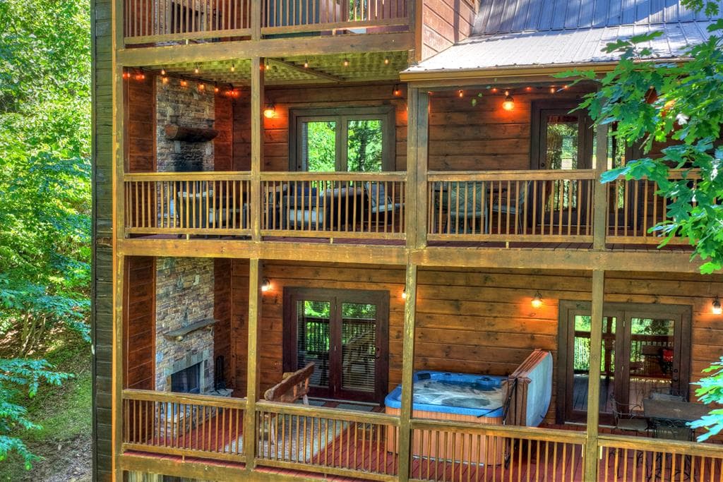 92 Fish Trap Road, Blue Ridge GA 30513 - Photo
