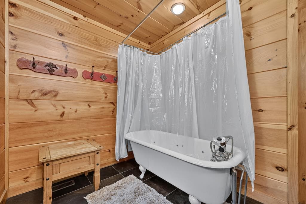92 Fish Trap Road, Blue Ridge GA 30513 - Photo