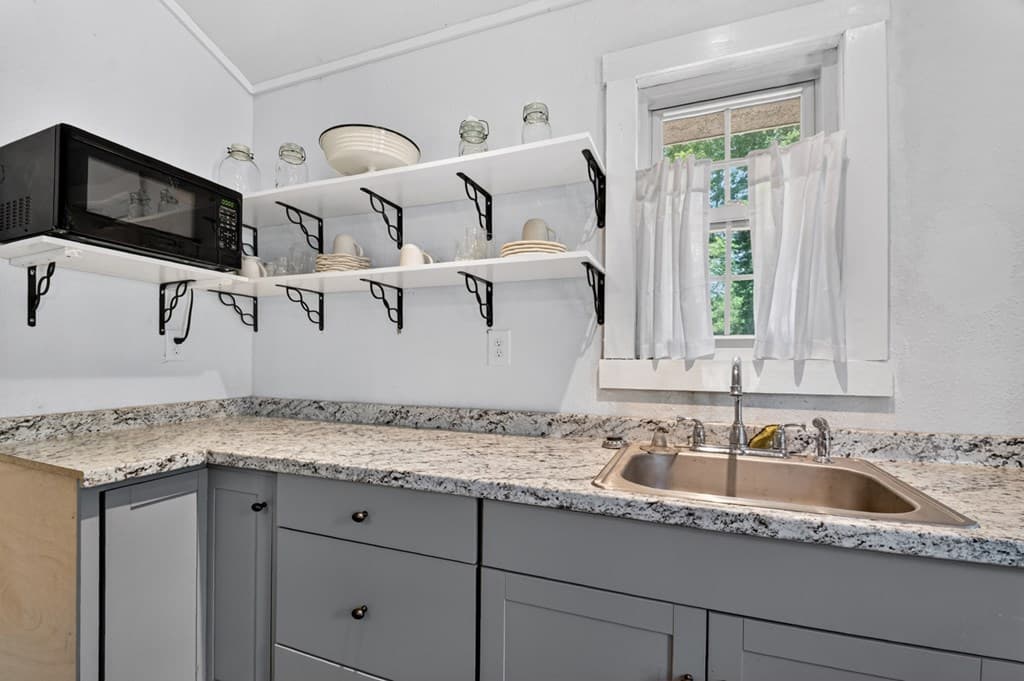 93 Collins Nursery Lane, Blairsville GA 30512 - Photo