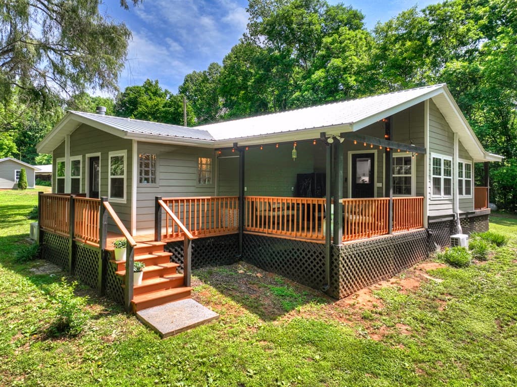 93 Collins Nursery Lane, Blairsville GA 30512 - Photo