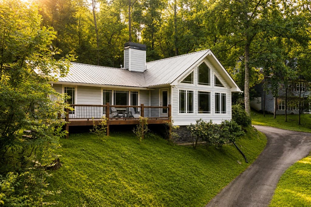 221 W Reece Creek Road W, Blairsville GA 30512 - Photo