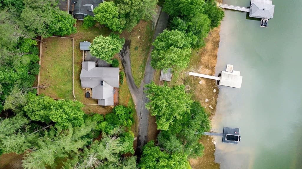 221 W Reece Creek Road W, Blairsville GA 30512 - Photo