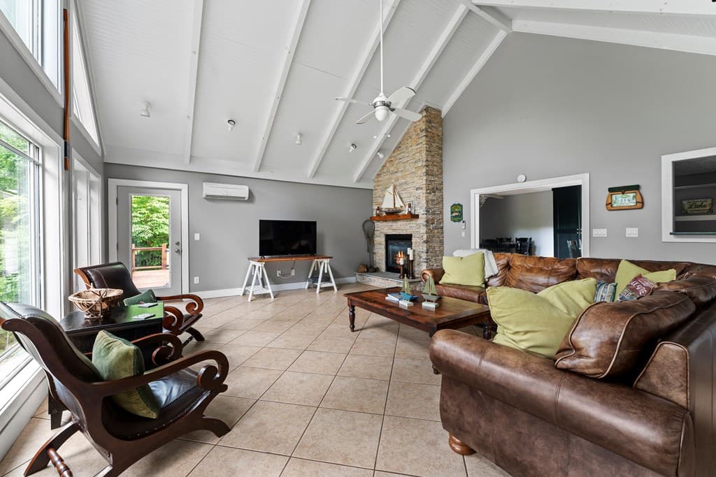 221 W Reece Creek Road W, Blairsville GA 30512 - Photo