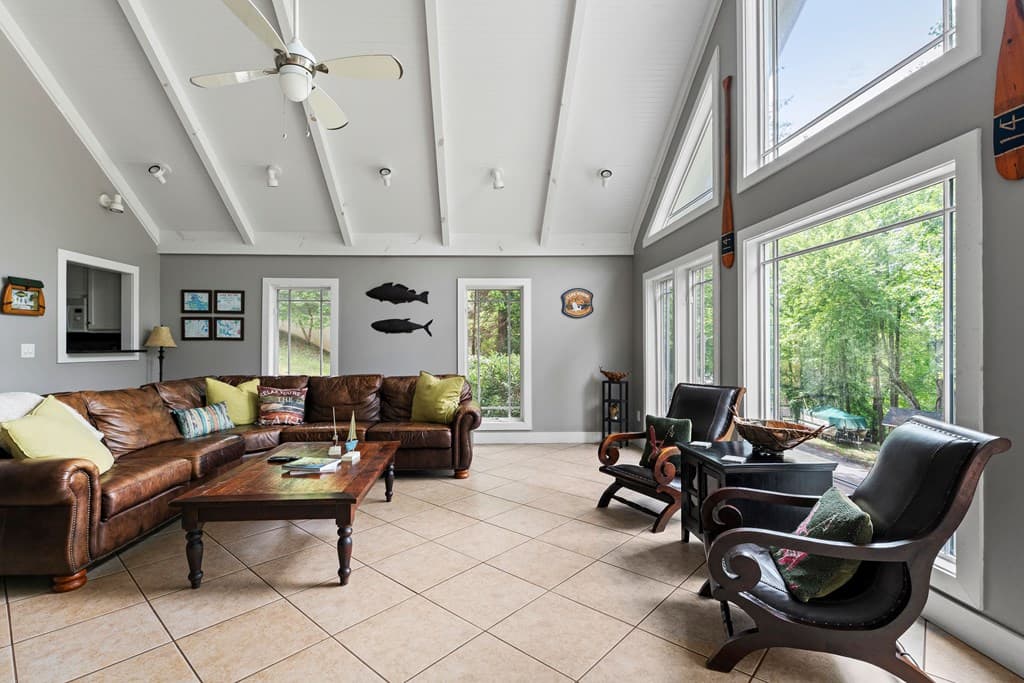 221 W Reece Creek Road W, Blairsville GA 30512 - Photo