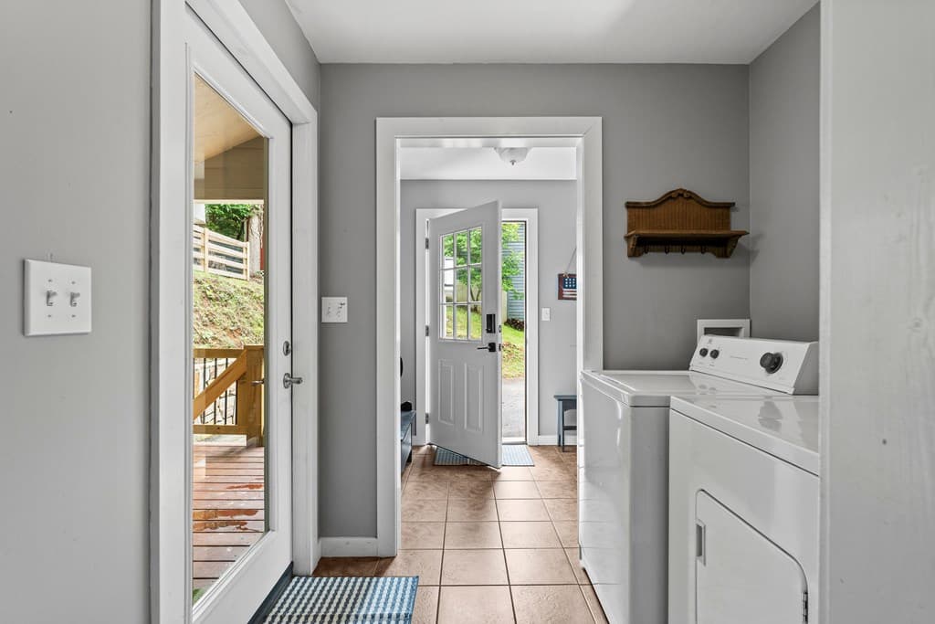 221 W Reece Creek Road W, Blairsville GA 30512 - Photo