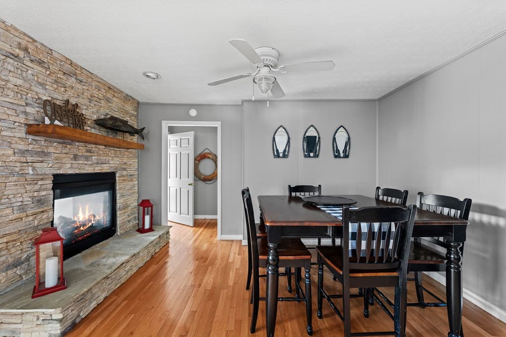 221 W Reece Creek Road W, Blairsville GA 30512 - Photo