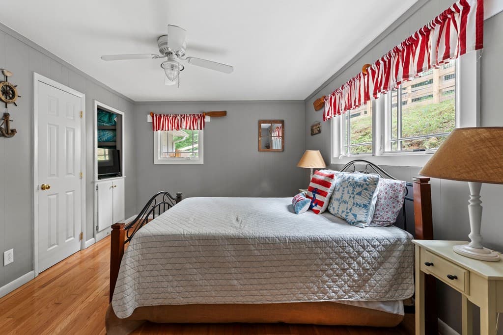221 W Reece Creek Road W, Blairsville GA 30512 - Photo