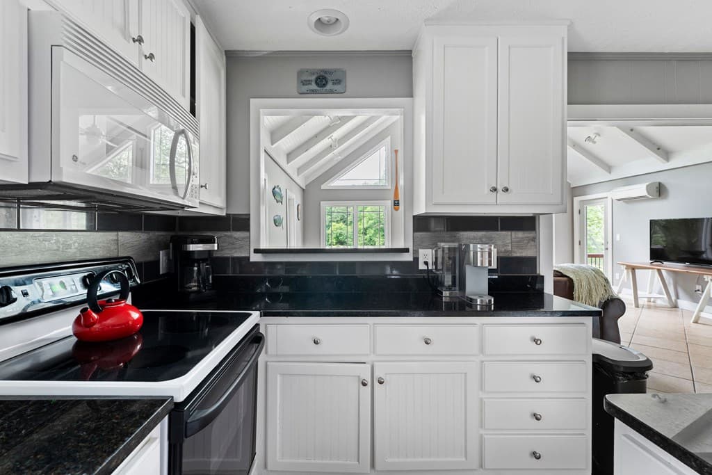 221 W Reece Creek Road W, Blairsville GA 30512 - Photo