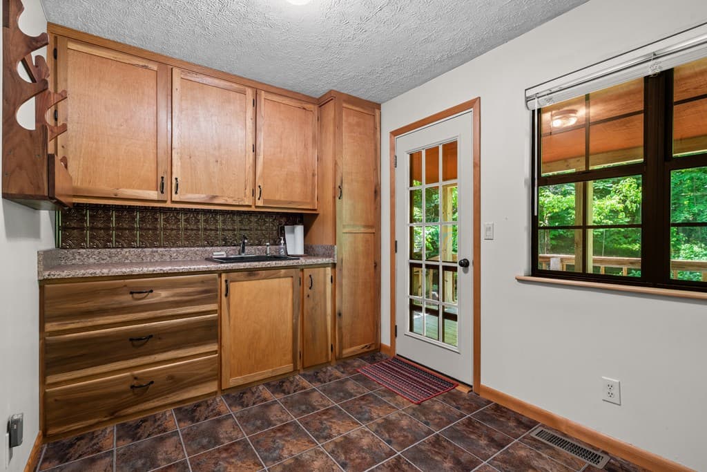 714 Pope Cove Trail, Hayesville NC 28904 - Photo