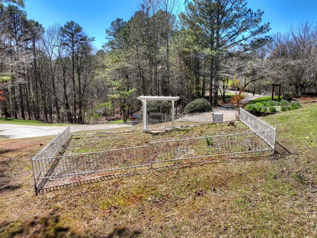 229-B Crossroads Church Road, Ellijay GA 30540 - Photo
