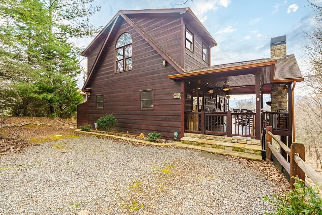 97 Fox Mountain Crossing, Blue Ridge GA 30513 - Photo