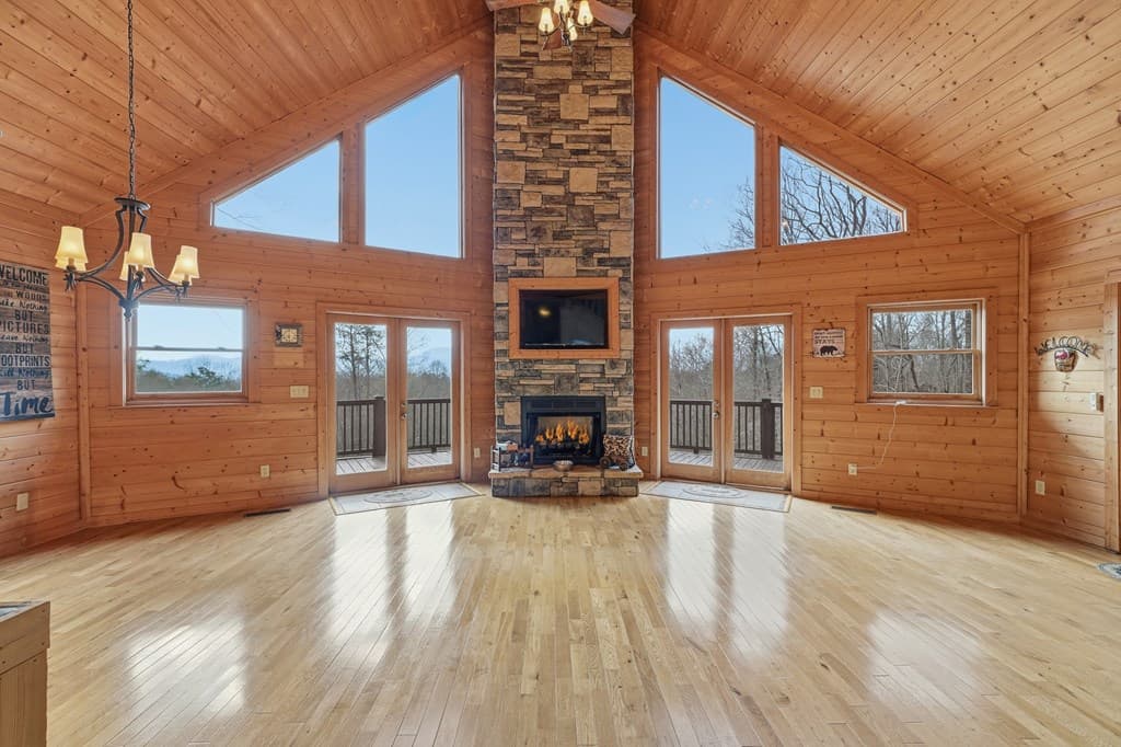 97 Fox Mountain Crossing, Blue Ridge GA 30513 - Photo