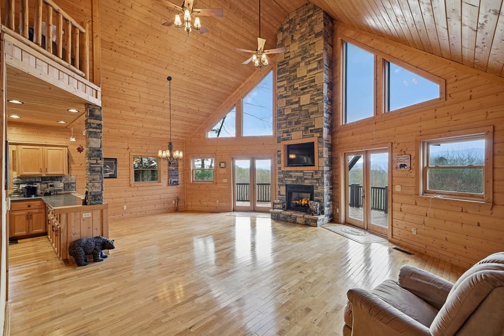 97 Fox Mountain Crossing, Blue Ridge GA 30513 - Photo