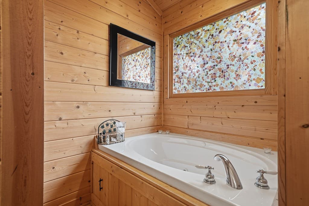 97 Fox Mountain Crossing, Blue Ridge GA 30513 - Photo