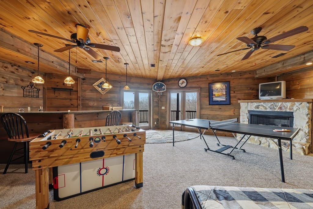 97 Fox Mountain Crossing, Blue Ridge GA 30513 - Photo