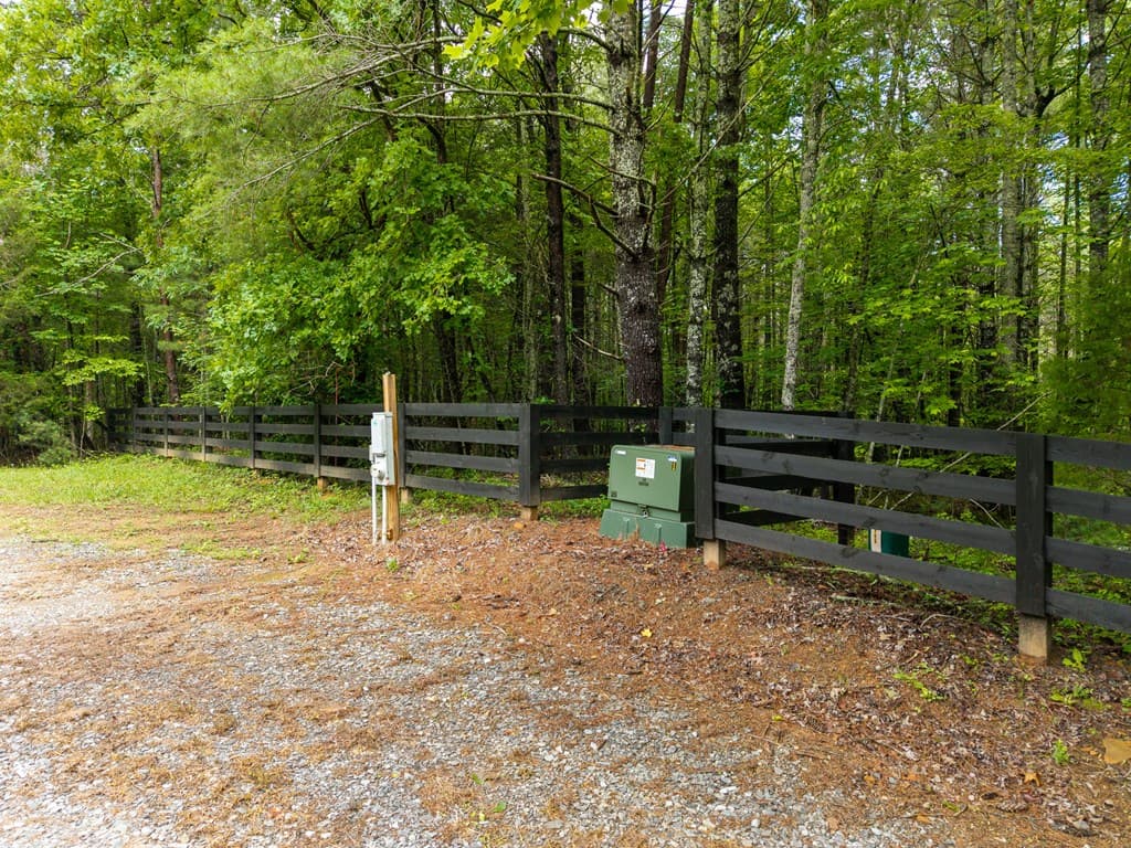 5664 Mobile Road, Blue Ridge GA 30513 - Photo