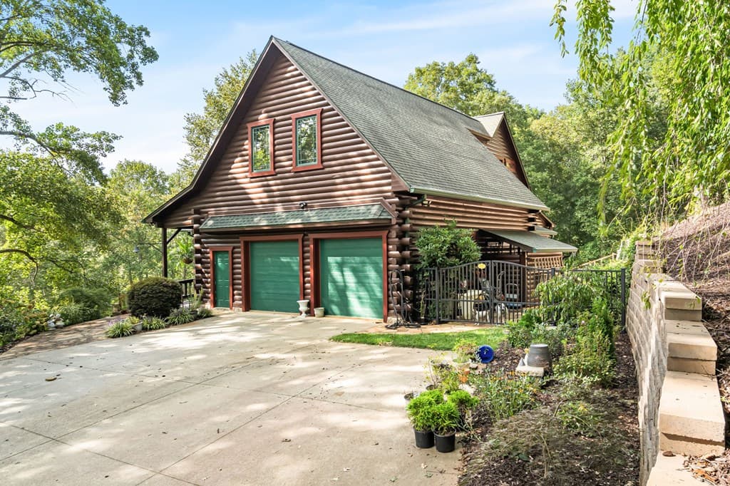 3383 Indian Springs Drive, Hiawassee GA 30546 - Photo