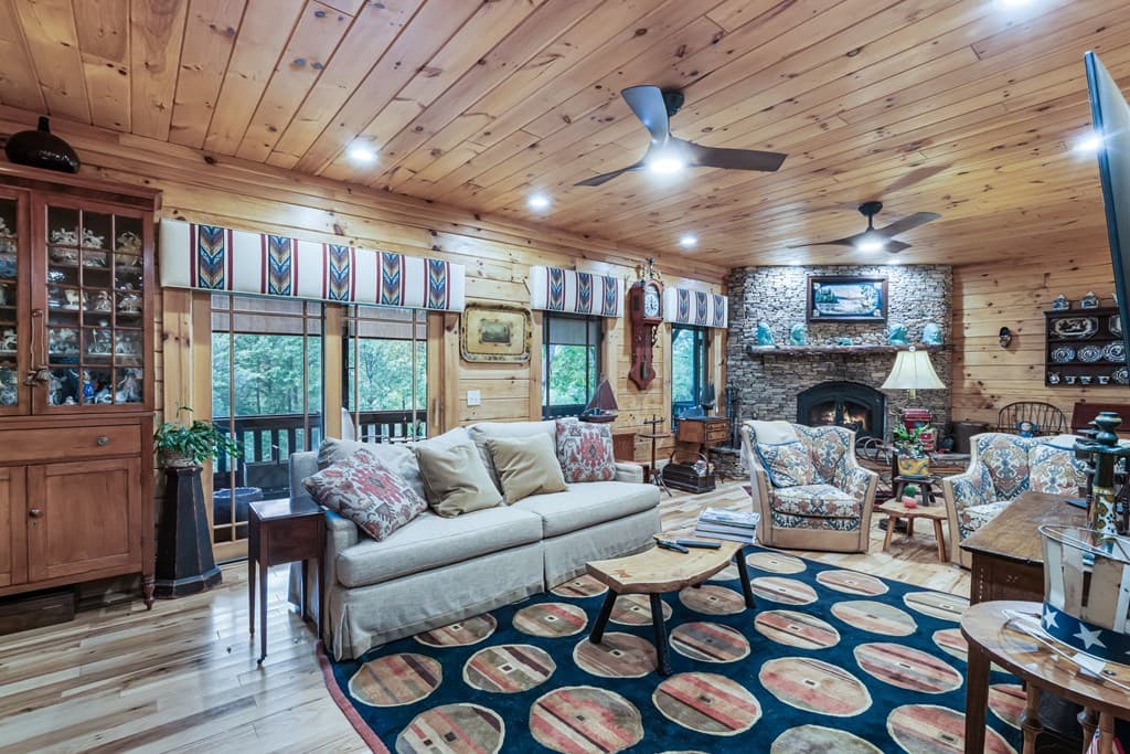 3383 Indian Springs Drive, Hiawassee GA 30546 - Photo