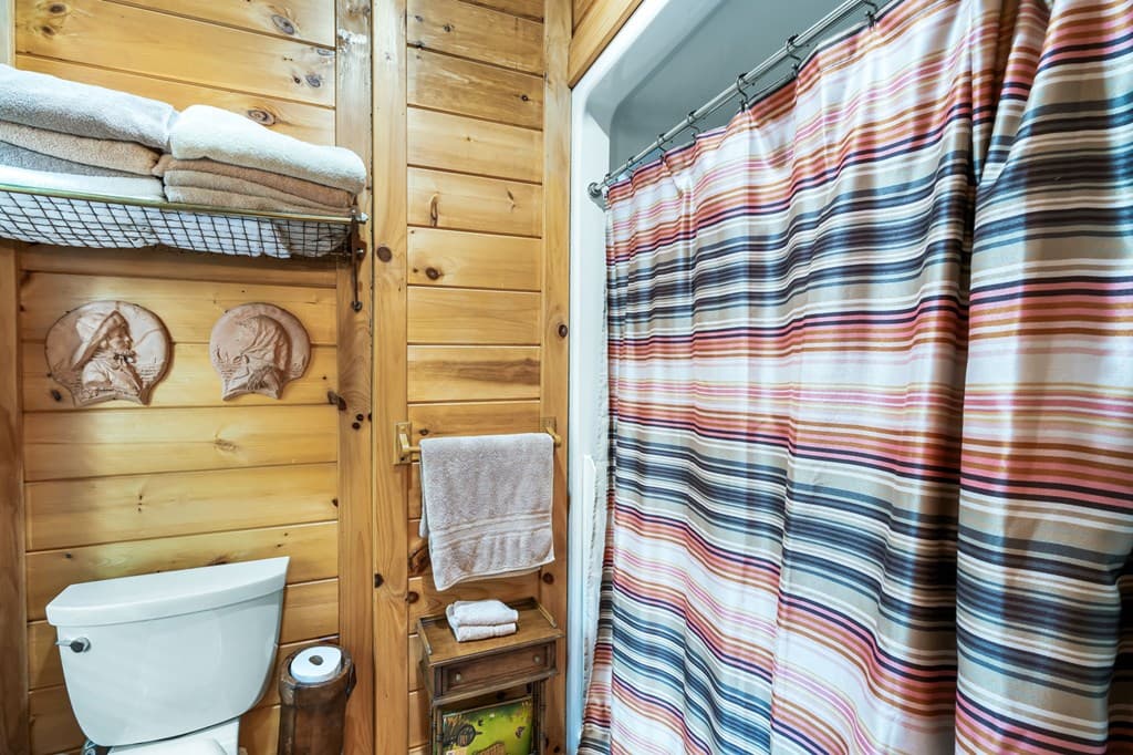 3383 Indian Springs Drive, Hiawassee GA 30546 - Photo