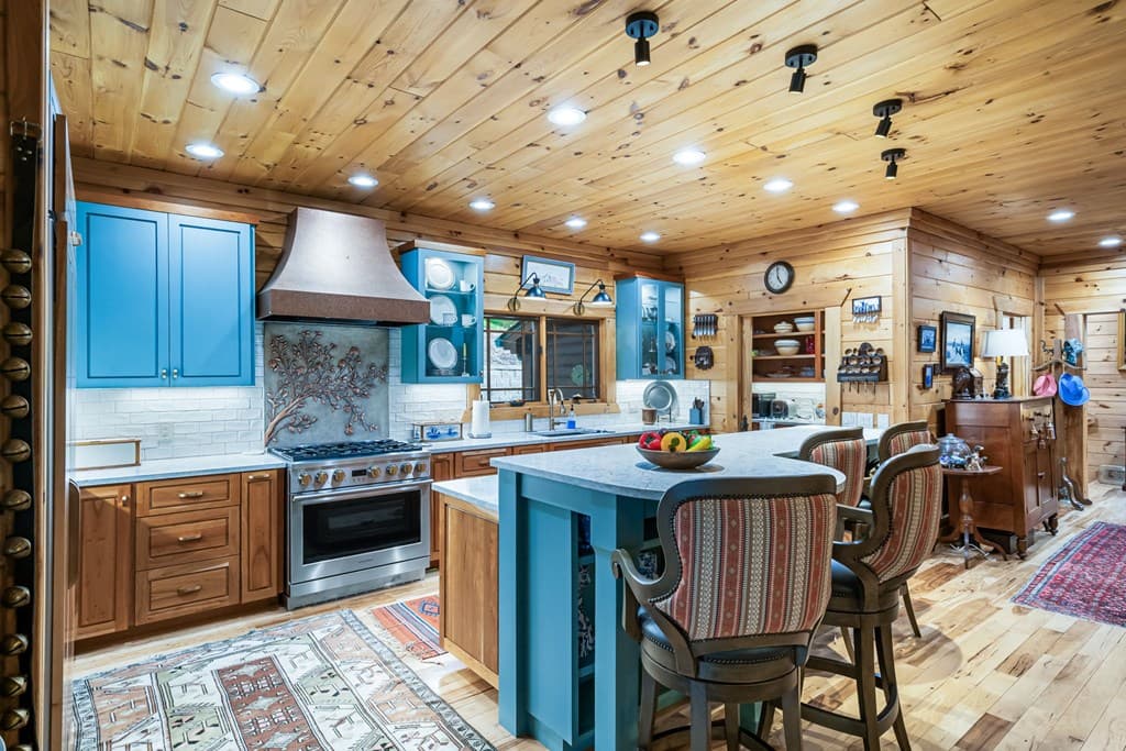 3383 Indian Springs Drive, Hiawassee GA 30546 - Photo