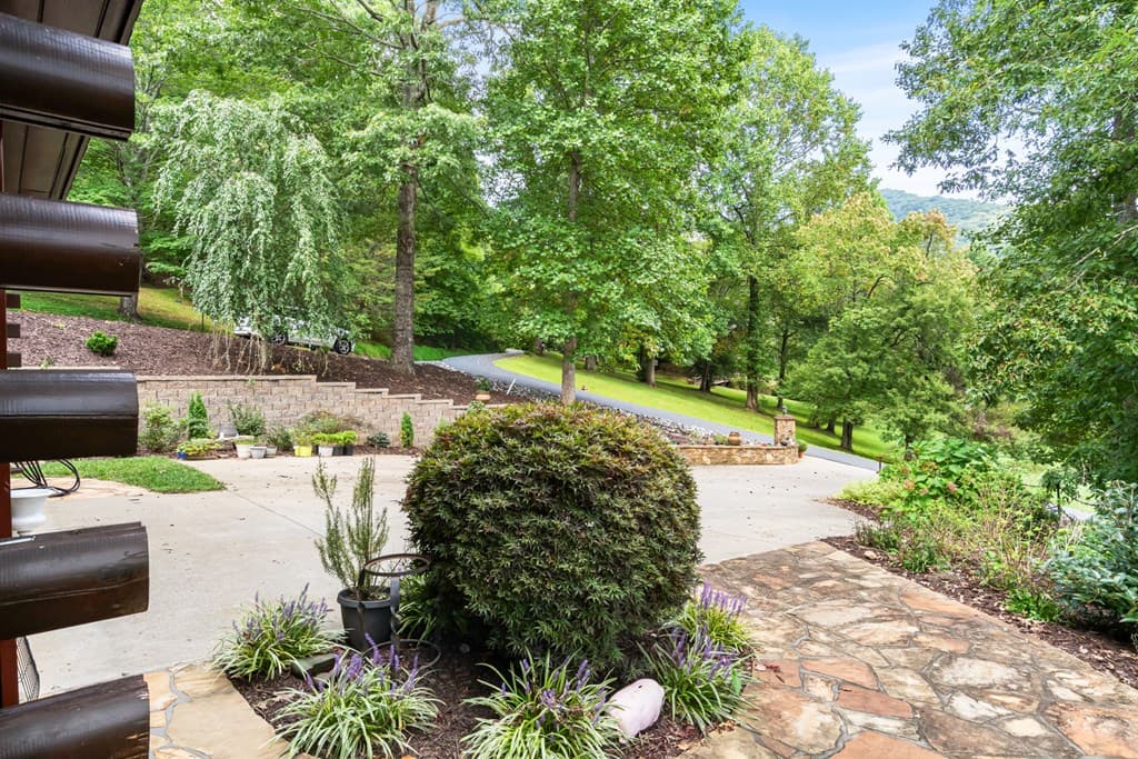 3383 Indian Springs Drive, Hiawassee GA 30546 - Photo
