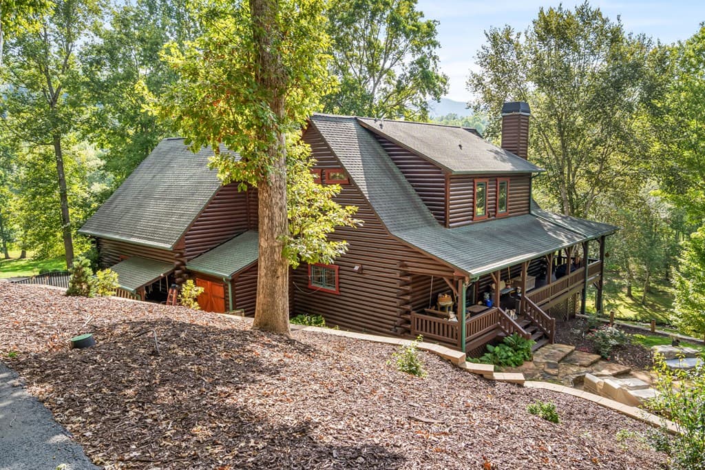 3383 Indian Springs Drive, Hiawassee GA 30546 - Photo