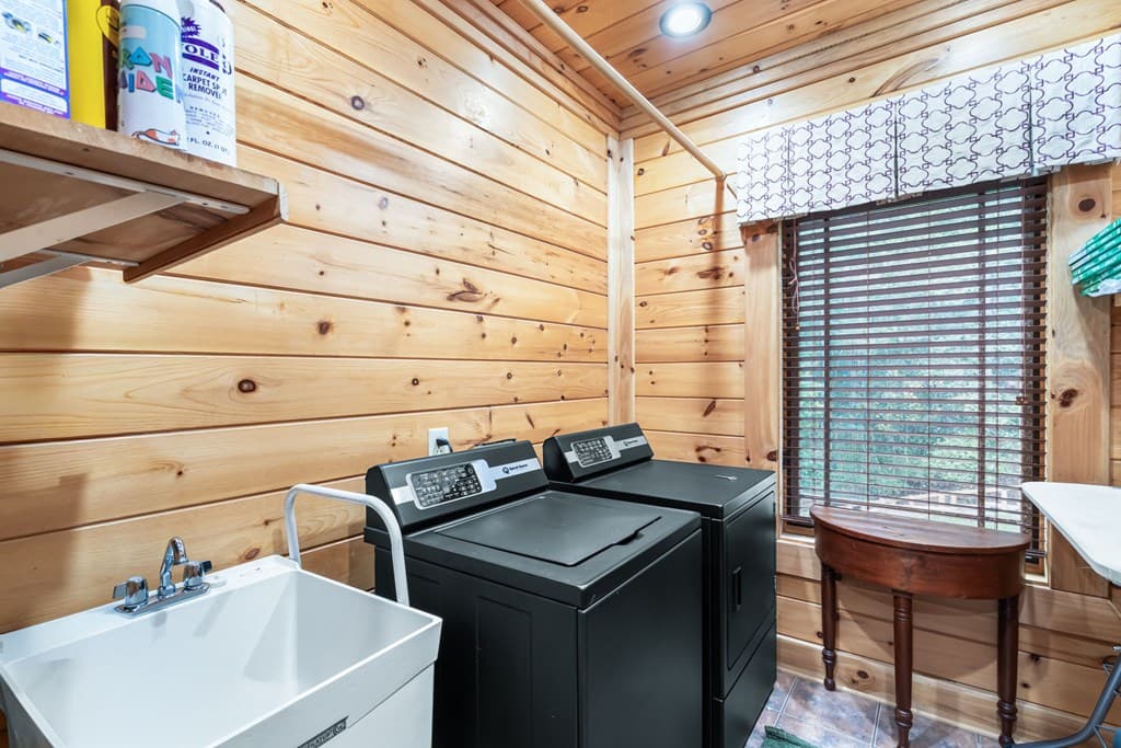 3383 Indian Springs Drive, Hiawassee GA 30546 - Photo