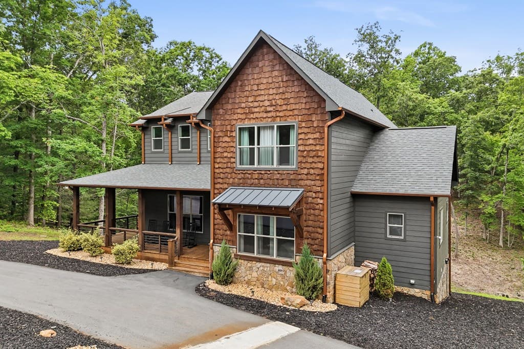200 Arbor Way, Blue Ridge GA 30513 - Photo