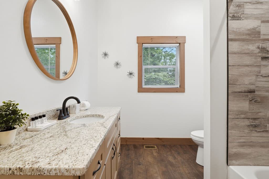 200 Arbor Way, Blue Ridge GA 30513 - Photo