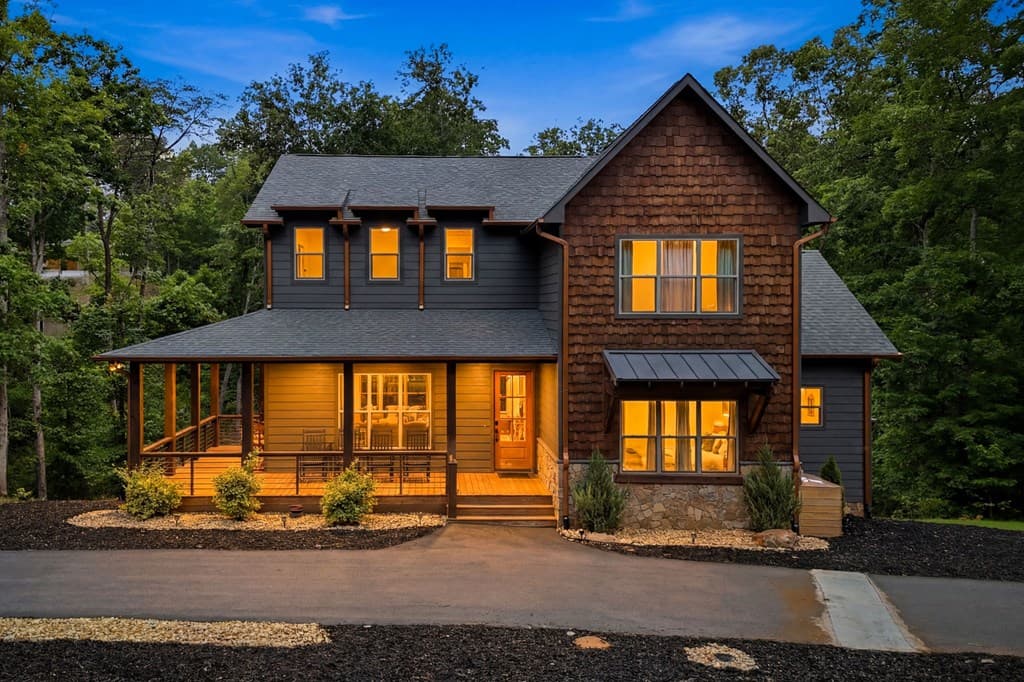 200 Arbor Way, Blue Ridge GA 30513 - Photo