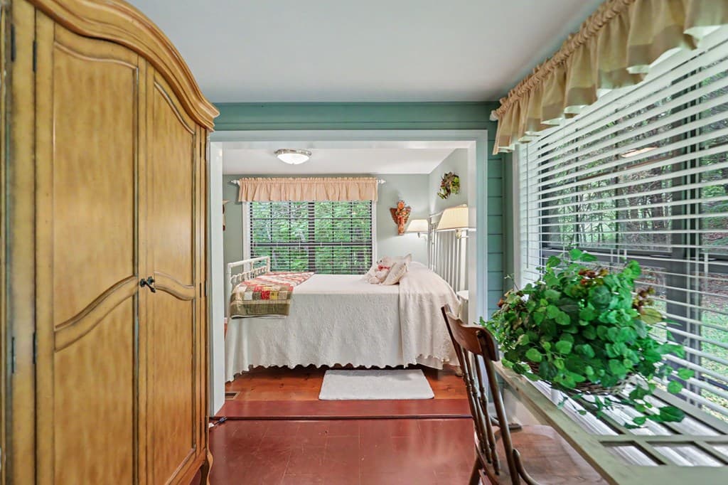 289 Doc Thomas Ridge Road, Blairsville GA 30512 - Photo