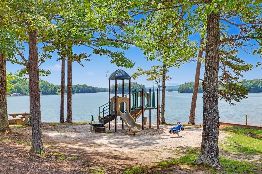 177 Poteete Creek Road, Blairsville GA 30512 - Photo