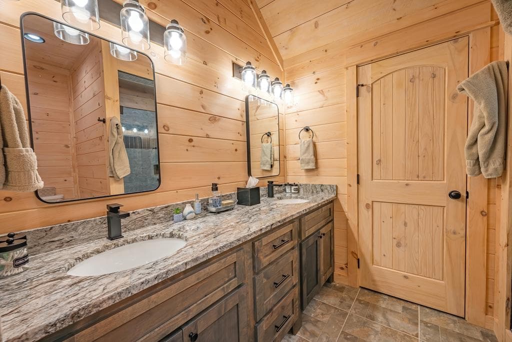 193 Pontoosuc Drive, Mineral Bluff GA 30559 - Photo