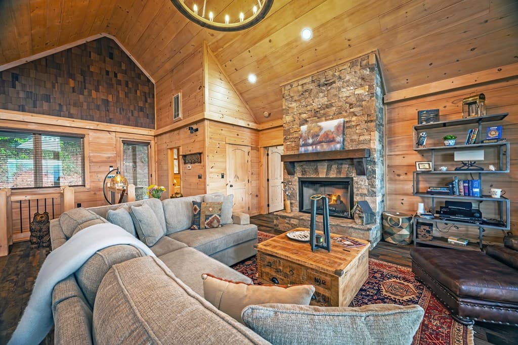 193 Pontoosuc Drive, Mineral Bluff GA 30559 - Photo