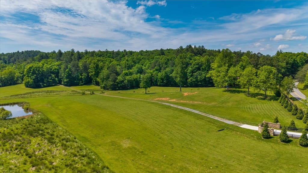 5260 Hardscrabble Road, Mineral Bluff GA 30559 - Photo