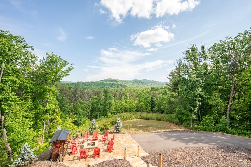 540 Weaver Creek Overlook, Blue Ridge GA 30513 - Photo